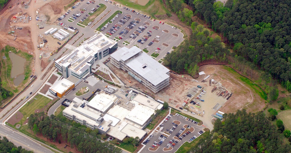 More Photos Of 8 Davis Dr, Durham Office For Lease