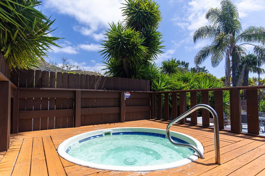 More Photos Of 1895 Monterey St, San Luis Obispo Hospitality For Sale