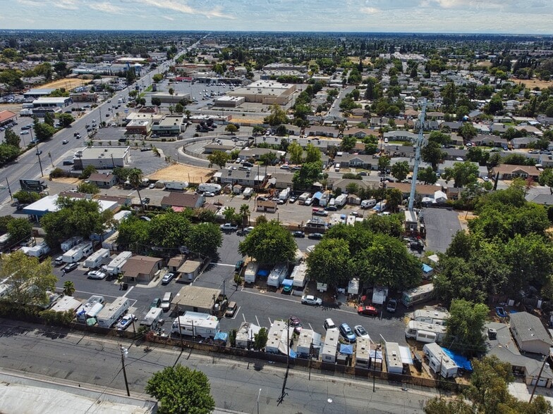 More Photos Of 5800 Stockton Blvd, Sacramento Manufactured Housing Mobile Home Park For Sale