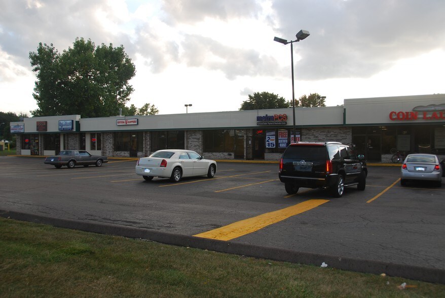 More Photos Of 10870-10900 Beech Daly Rd, Taylor Freestanding For Lease