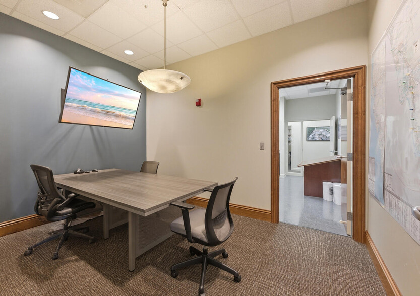 More Photos Of 9420 Bonita Beach Rd, Bonita Springs Office For Lease