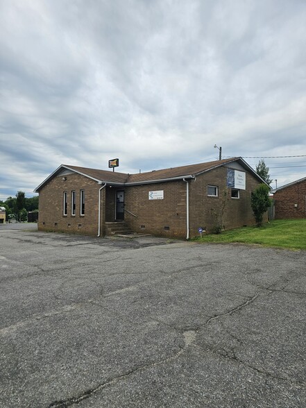 Primary Photo Of 110 Belmont Pl, Shelby Office For Lease