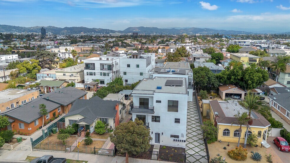 More Photos Of 4701 Saturn St, Los Angeles Multifamily For Sale