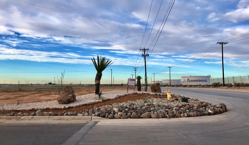 More Photos Of NW Corner of S. Fairgrounds Rd. and Indiana Ave., Midland Land For Sale