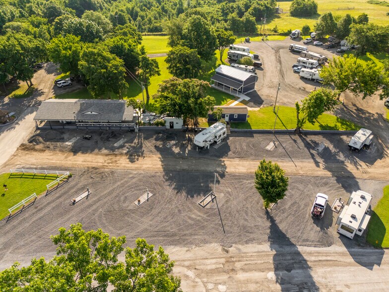 More Photos Of 6476 N 35th St W, Porter Trailer Camper Park For Sale