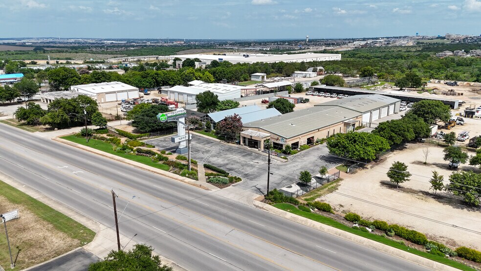 More Photos Of 16348 Nacogdoches Rd, San Antonio Warehouse For Lease
