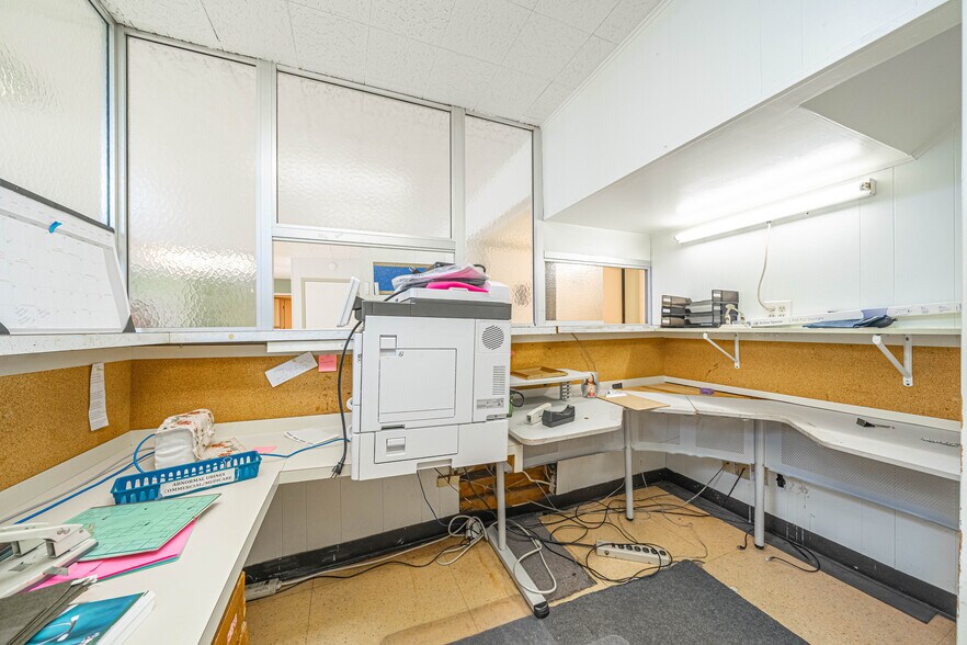 More Photos Of 3326-3328 E Southcross Blvd, San Antonio Medical For Sale