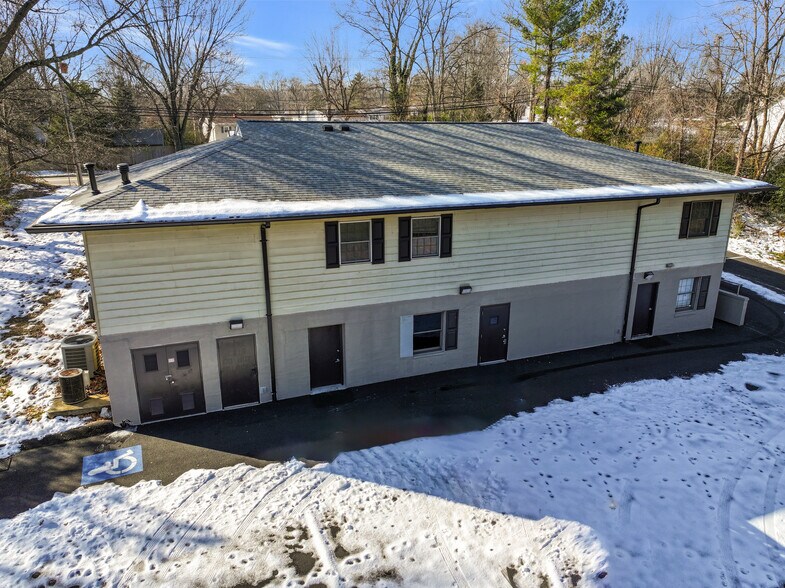 More Photos Of 1502 Featherstone Rd, Woodbridge Medical For Sale