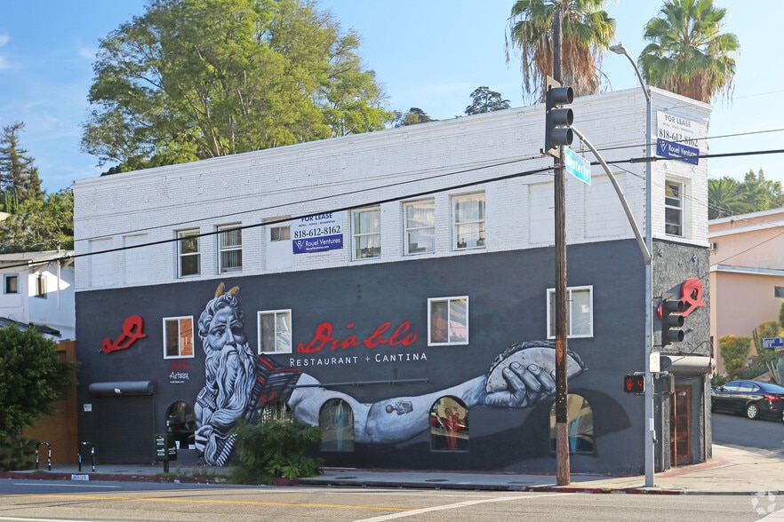 More Photos Of 3129 W Sunset Blvd, Los Angeles Apartments For Lease