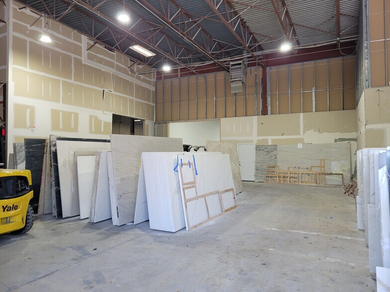 More Photos Of 1641 E Marlton Pike, Cherry Hill Showroom For Lease