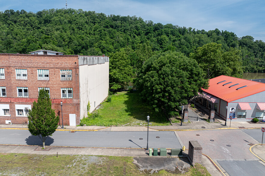 More Photos Of , Morgantown Unknown For Sale