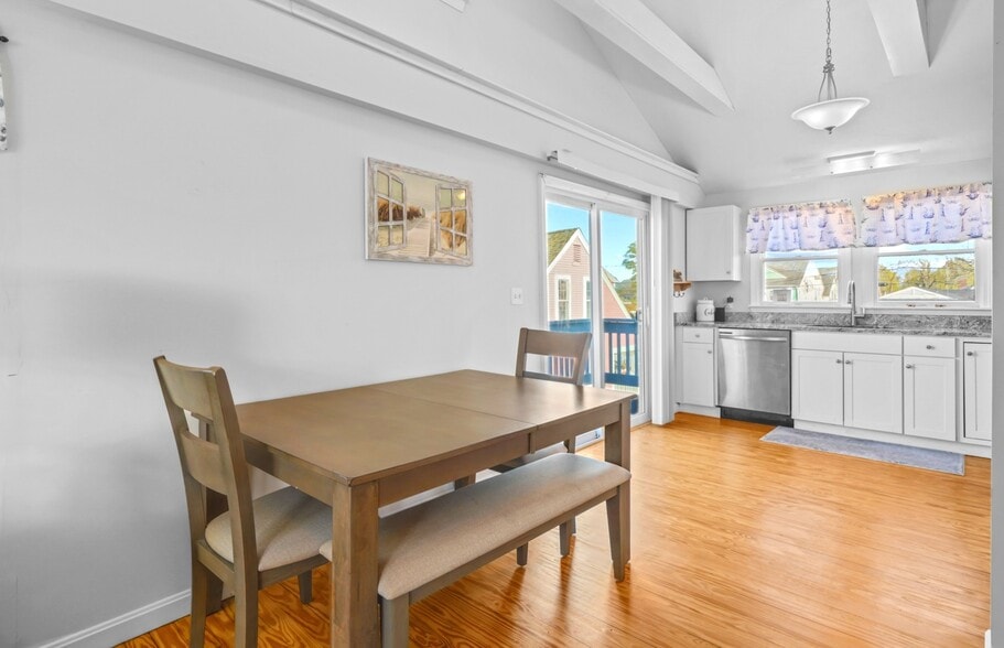 More Photos Of 574 Main St, Hyannis Storefront Retail Residential For Sale