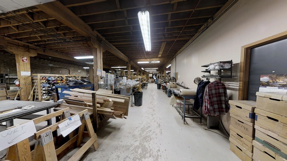 More Photos Of 451 N Claremont Ave, Chicago Warehouse For Lease