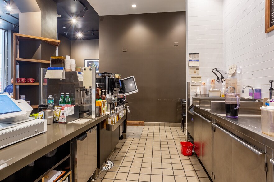 More Photos Of 1106-2195 Glendale Galleria, Glendale Unknown For Lease