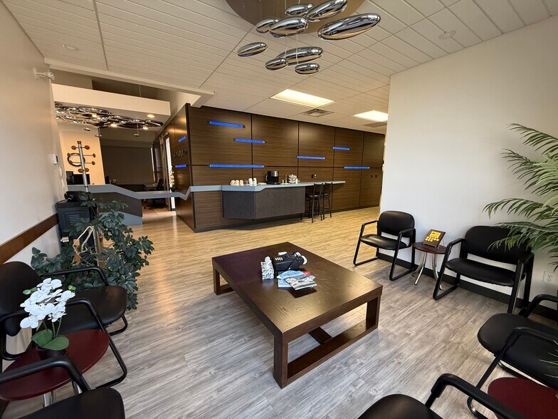 More Photos Of 518 Laura Av, Red Deer County Office For Sale