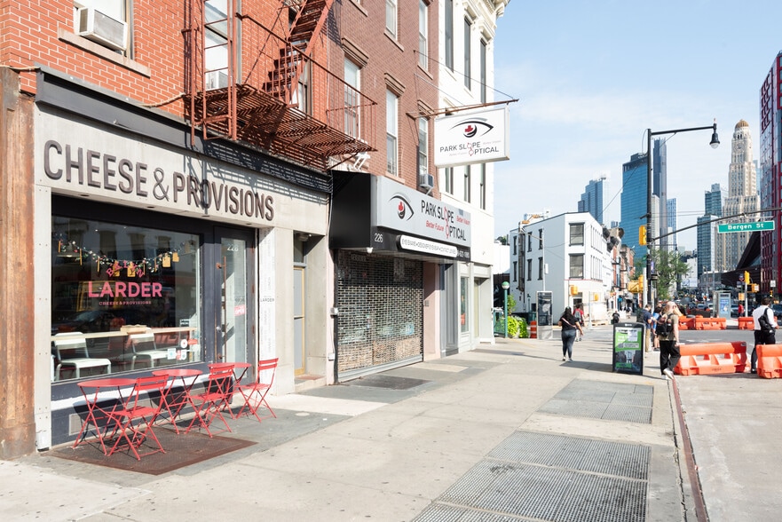 More Photos Of 228 Flatbush Ave, Brooklyn Apartments For Lease