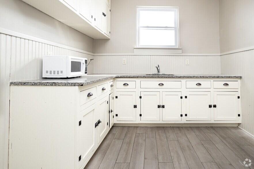 More Photos Of 531 3rd St, Niagara Falls Apartments For Sale