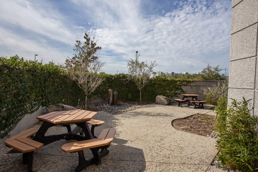 More Photos Of 12802 Science Dr, Orlando Office For Lease