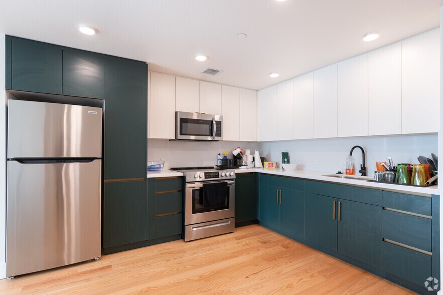 More Photos Of 2556 Telegraph Ave, Berkeley Apartments For Sale