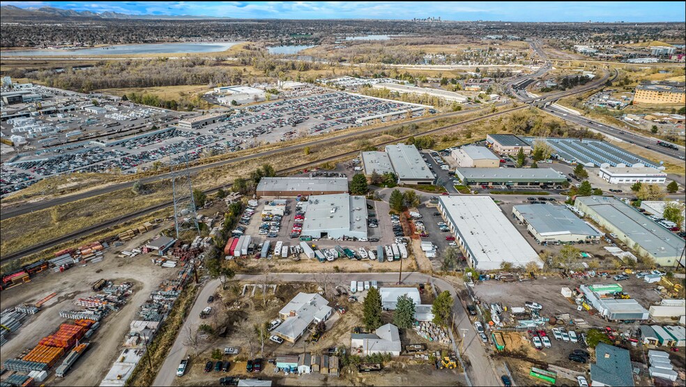 More Photos Of 13118 N Highland Cir, Littleton Warehouse For Lease