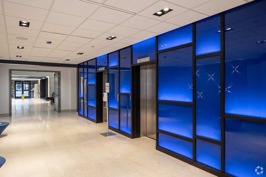 More Photos Of 10 Independence Blvd, Warren Office For Lease