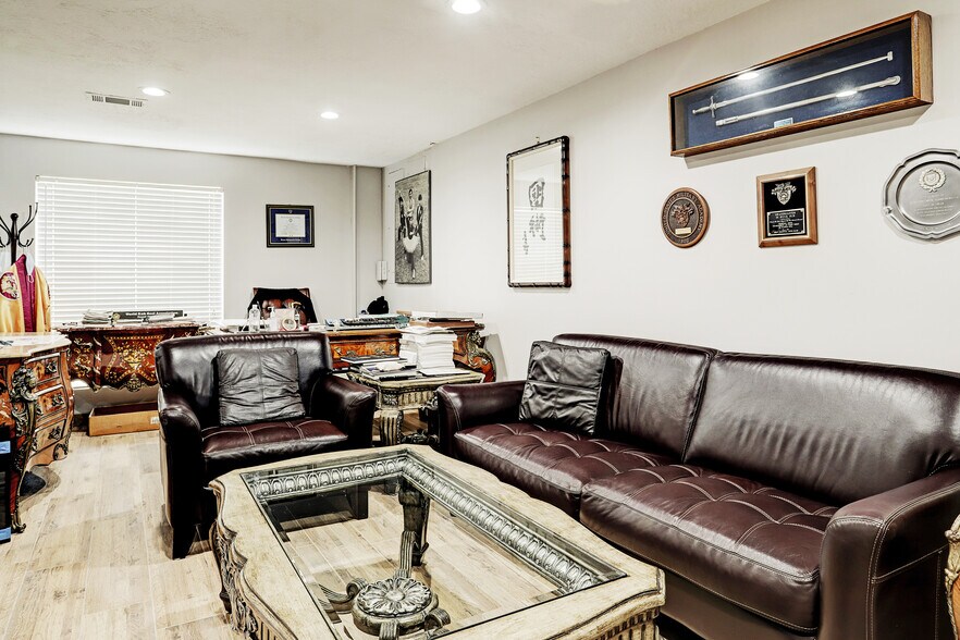 More Photos Of 37937 FM 1774 Rd, Magnolia Warehouse For Lease