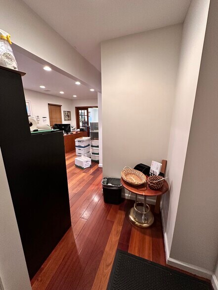 More Photos Of 151 W Carver St, Huntington Office For Sale