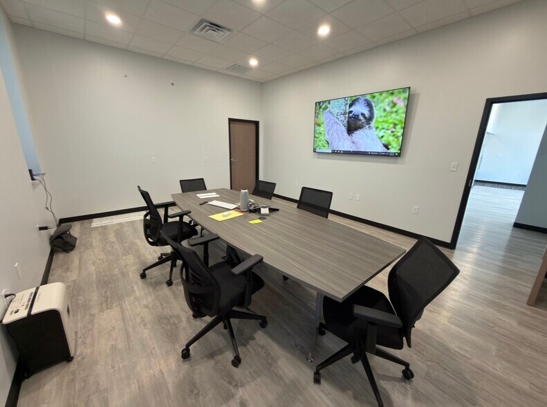 More Photos Of 00 Northpark Drive, Gulfport Office For Sale