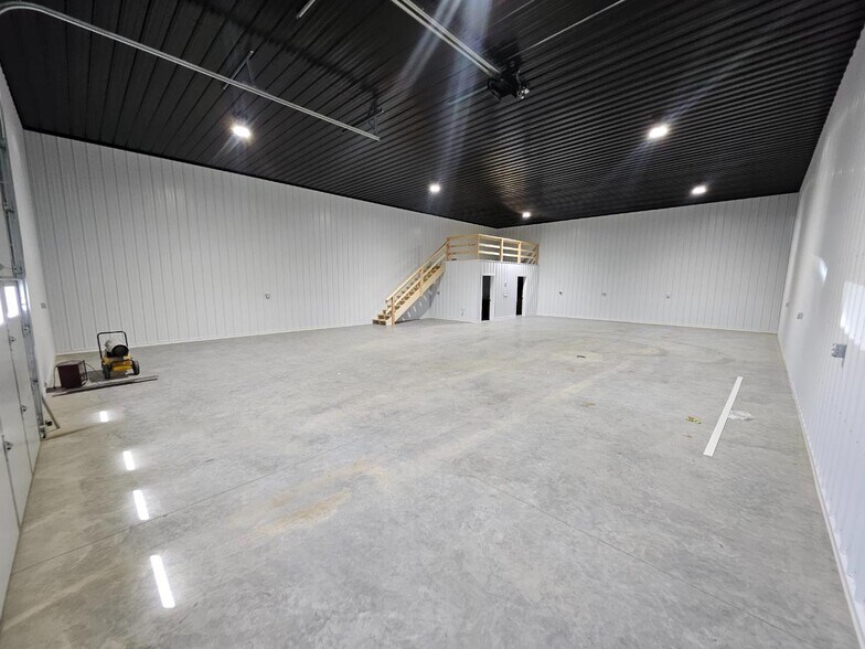 More Photos Of 6472 30th Ave NE, Rugby Showroom For Sale