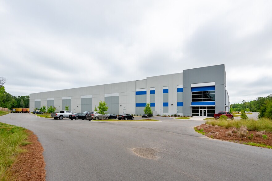 More Photos Of 9735 Patriot Blvd, Ladson Manufacturing For Lease