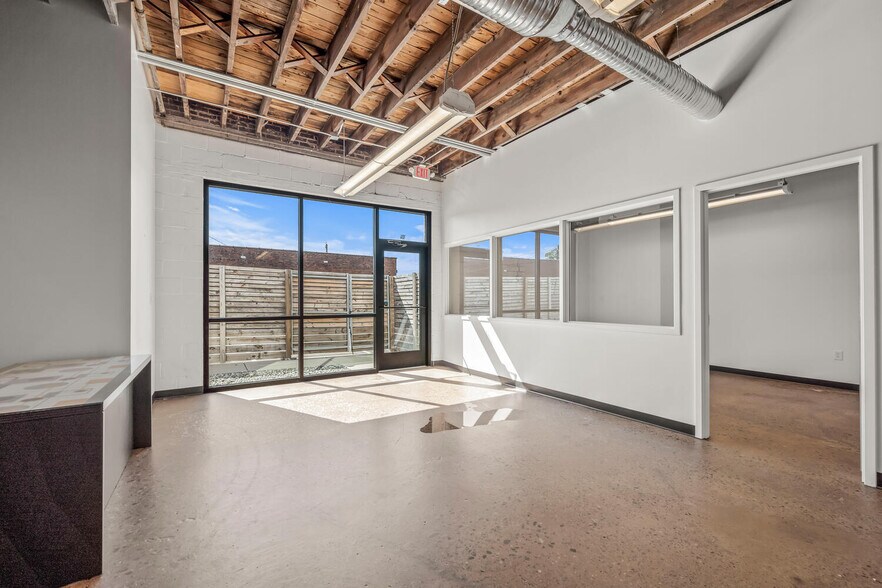 More Photos Of 618 E Ramseur St, Durham Office For Sale