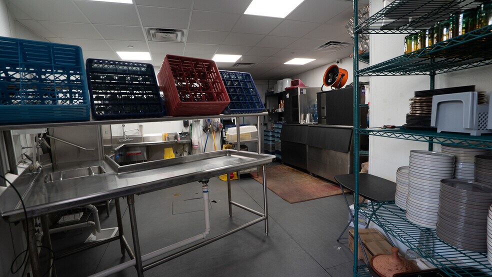 More Photos Of 43-75 NW 23rd St, Miami General Retail For Lease