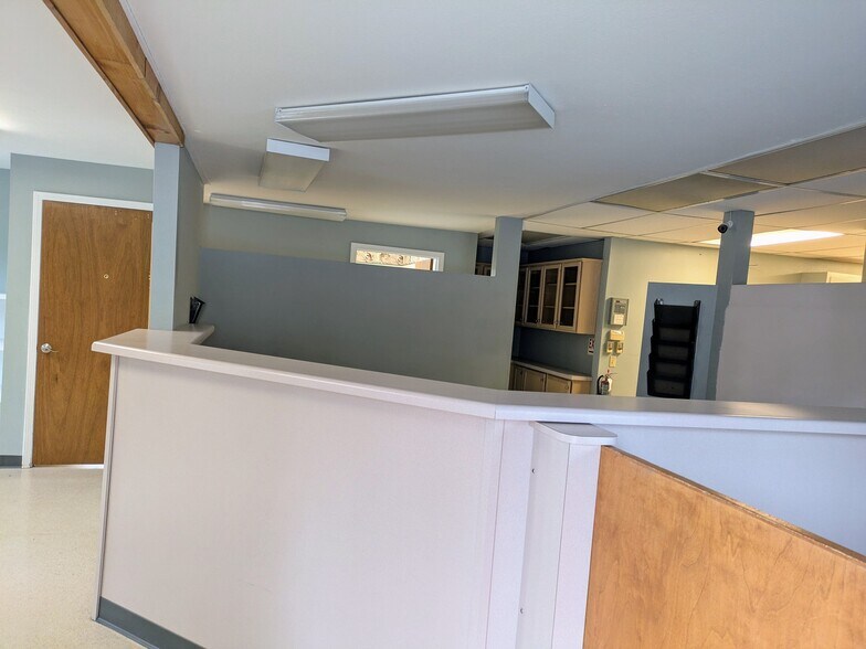 More Photos Of 1001 Greenville Hwy, Hendersonville Medical For Sale