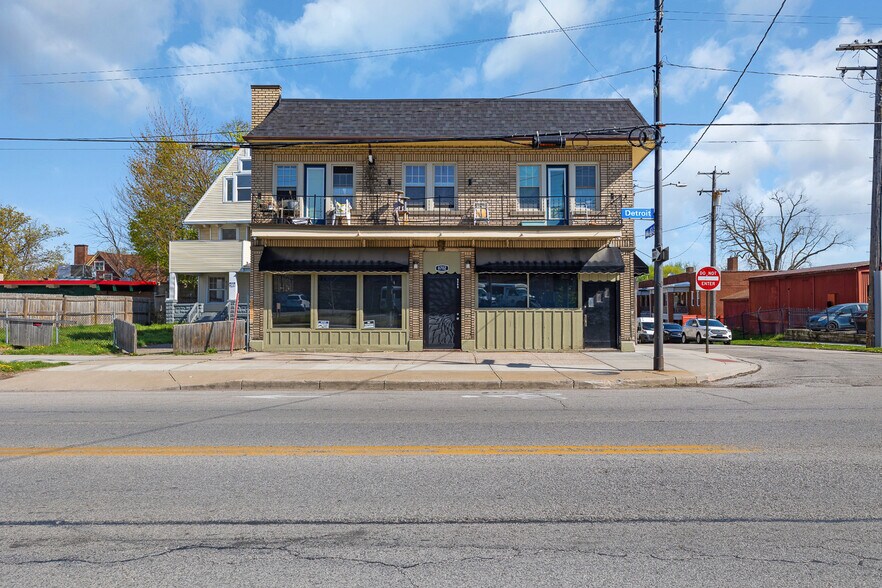 More Photos Of 8702 Detroit Ave, Cleveland Apartments For Sale