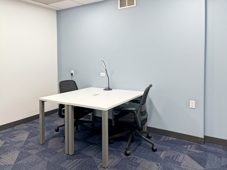 More Photos Of 4905 W Tilghman St, Allentown Coworking Space