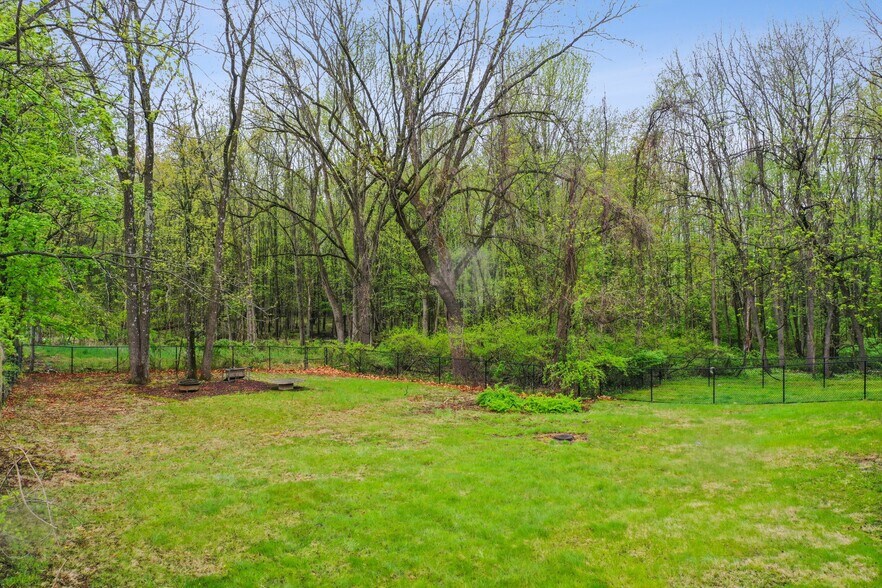 More Photos Of 455 Newark Pompton Tpke, Wayne Office Residential For Sale