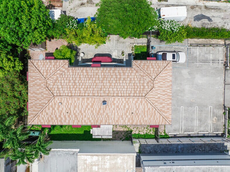 More Photos Of 875 NE 79th St, Miami Loft Creative Space For Lease