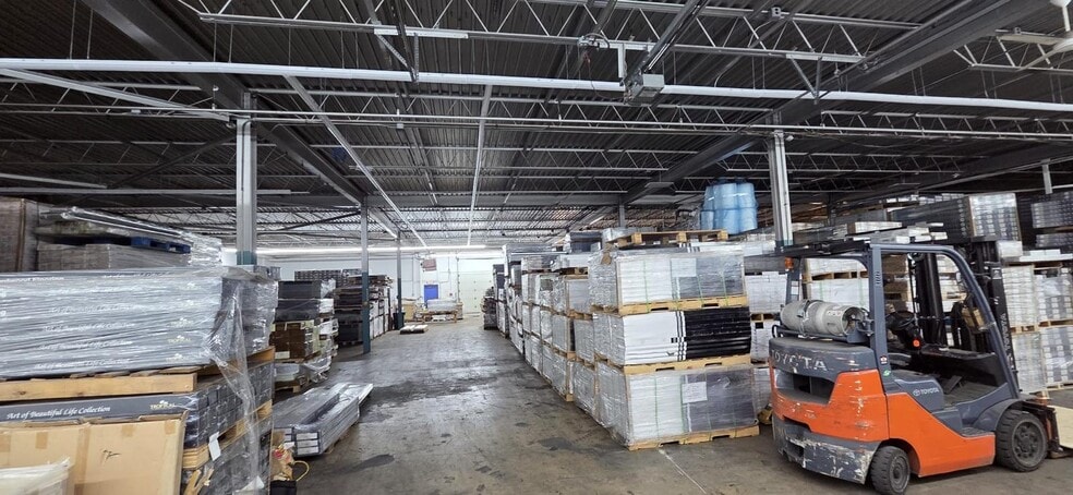 More Photos Of 1242A North Ave, Plainfield Warehouse For Sale