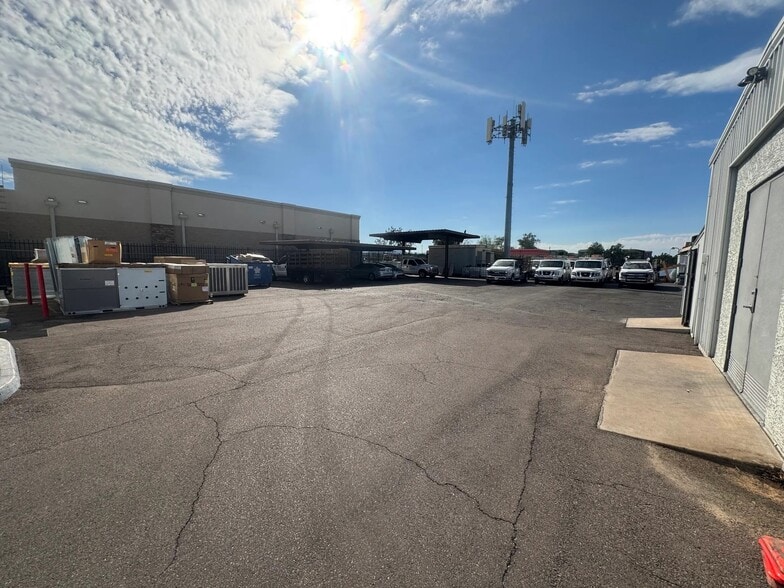 More Photos Of 5824 S 25th St, Phoenix Warehouse For Lease