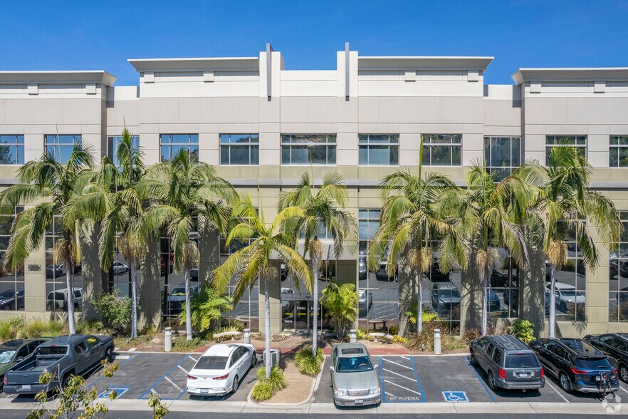 More Photos Of 838 Nordahl Rd, San Marcos Medical For Lease