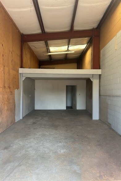 More Photos Of 1259-1265 Broadway, El Cajon Auto Repair For Lease