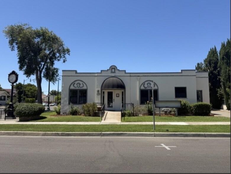 More Photos Of 1003 A St, Tracy Freestanding For Sale