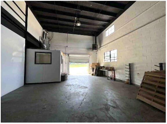 More Photos Of 1754 Houston Ave, Macon-Bibb Warehouse For Sale