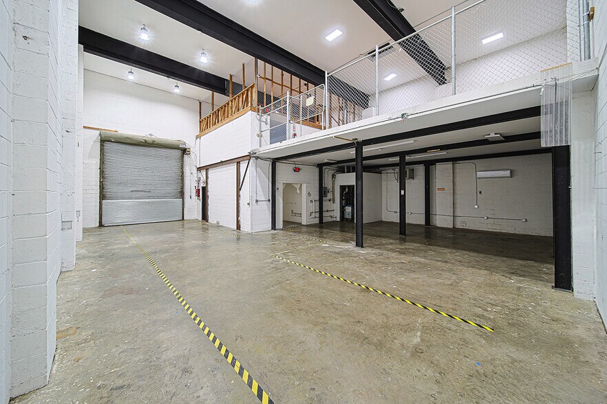 More Photos Of 1609 54th St, North Bergen Industrial For Lease