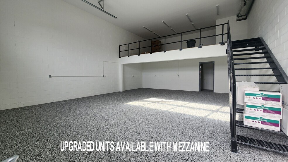 More Photos Of 2100 Fasan Dr, Tecumseh Flex For Lease
