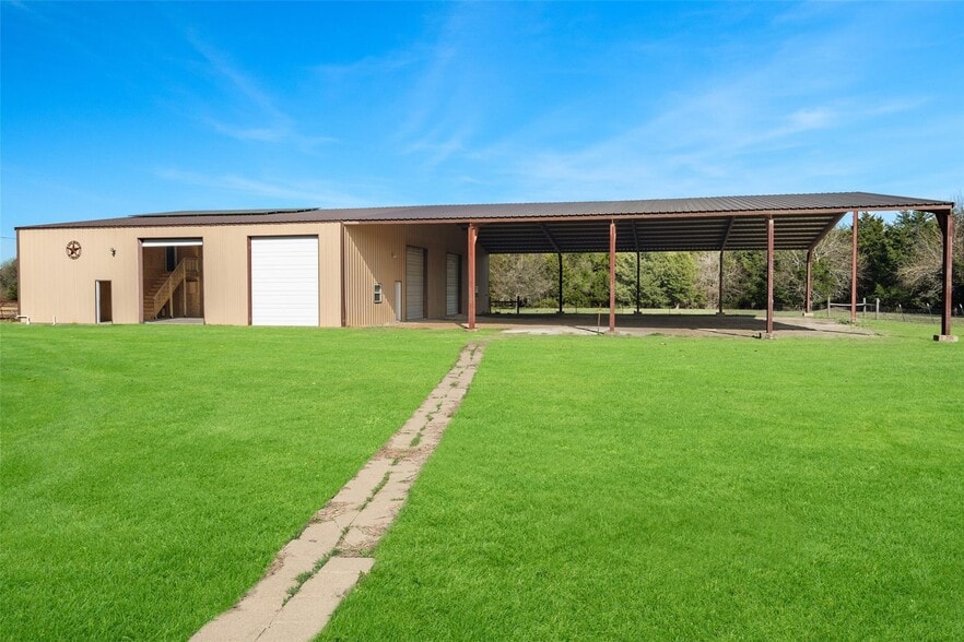 More Photos Of 12488 Eastline Rd, Trenton Specialty For Sale