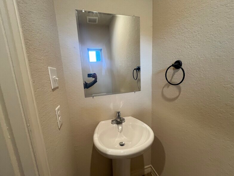More Photos Of 6306 Luglio Ln, San Antonio Apartments For Sale
