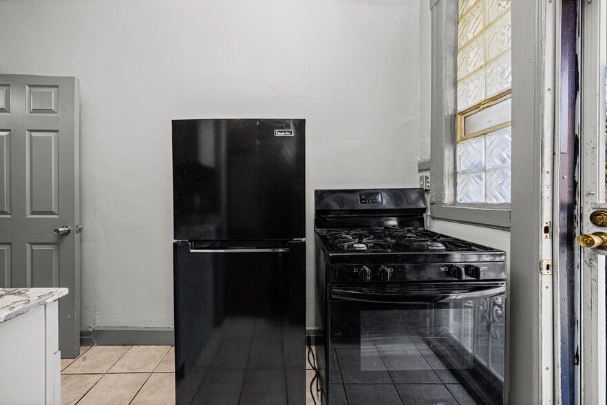 More Photos Of 1197 Virginia Park St, Detroit Apartments For Sale