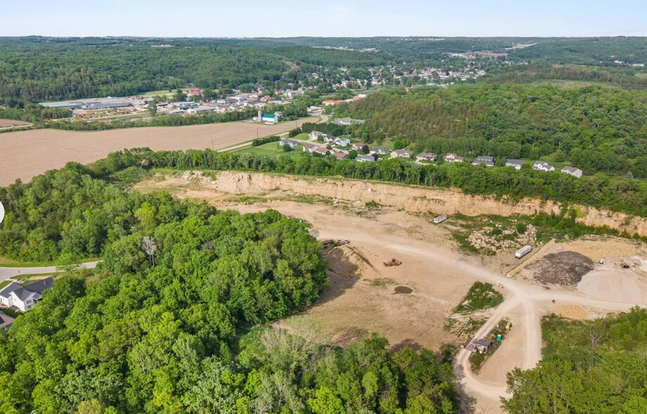 More Photos Of 1750 Rocky Bluff Ct, Cross Plains Land For Sale