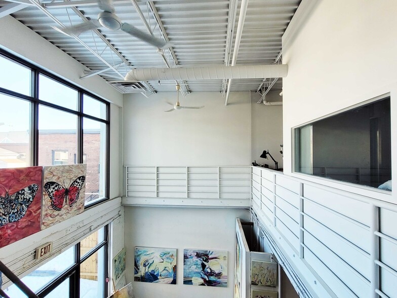 More Photos Of 101-105 Murray St, Ottawa Storefront For Lease